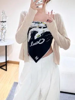 Alternative view of CHANEL Scarves A7520260504317089