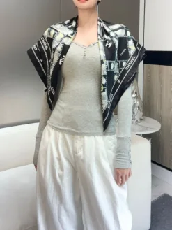 Alternative view of CHANEL Scarves A7520260504425289