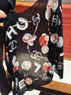 Alternative view of CHANEL Scarves A7520260504787089
