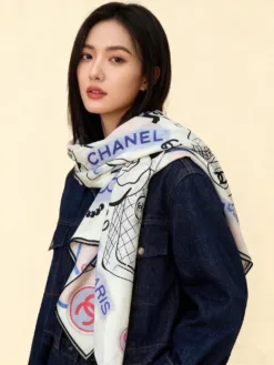 Alternative view of CHANEL Scarves B0520260504100189