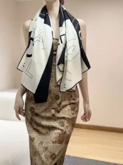 Alternative view of CHANEL Scarves B0520260504934889