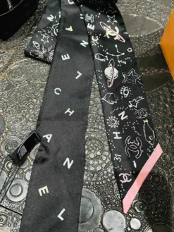 CHANEL Scarves E020260504090249