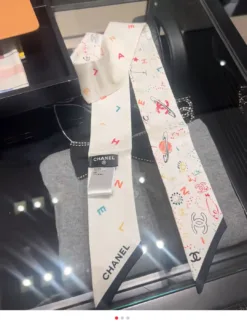 CHANEL Scarves E020260504559049