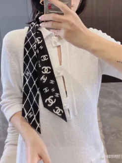 CHANEL Scarves E020260504673149