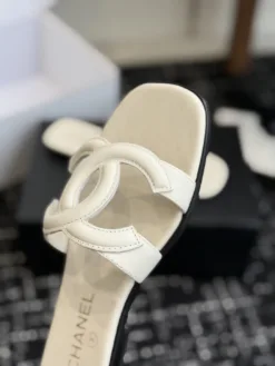 Alternative view of CHANEL Uncategorized Shoes EU35-41 B90202605033245129