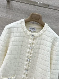 Alternative view of CHANEL Coats & Jackets CASHMERE ONE SIZE D00202605282777159