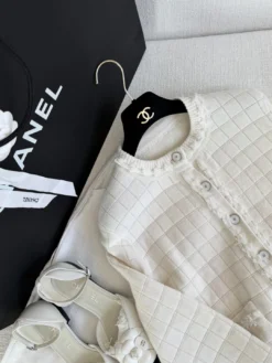 Alternative view of CHANEL Coats & Jackets Cotton ONE SIZE D35202605270703169