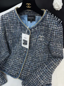 Alternative view of CHANEL Coats & Jackets Tweed S-L E70202605271126209