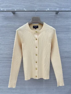 CHANEL Sweaters & Knitwear Knitted 36-40 B50202605270969119