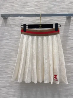 Alternative view of CHANEL T-shirts & Vests Wool S-L B70202605282449119