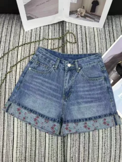 CHANEL Trousers & Shorts Denim ONE SIZE A6520260527109489