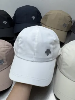Alternative view of DESCENTE Hats & Caps D520260503350049