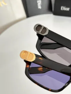 Alternative view of DIOR Glasses & Sunglasses E520260504304349