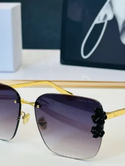 Alternative view of DIOR Glasses & Sunglasses F220260504079749