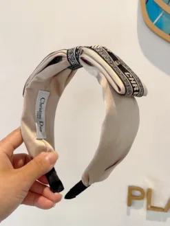 Alternative view of DIOR Hair Accessories D520260503147449