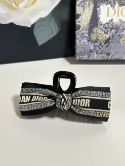 Alternative view of DIOR Hair Accessories D520260503330549