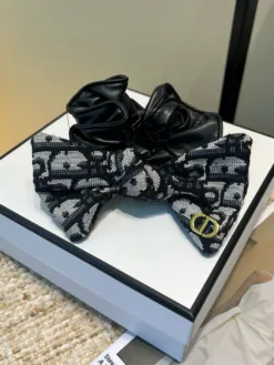 Alternative view of DIOR Hair Accessories D520260503617549