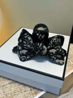 Alternative view of DIOR Hair Accessories E020260503617449