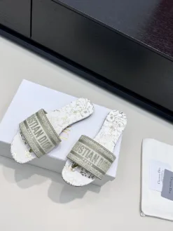 DIOR Sandals & Slides EU35-39 B50202605030611119