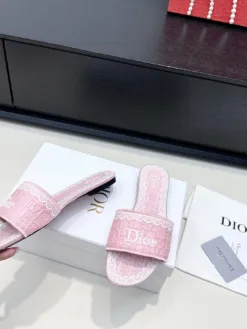 DIOR Sandals & Slides EU35-39 C00202605031352129