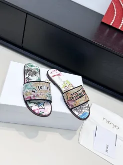 DIOR Sandals & Slides EU35-39 C20202605032277139