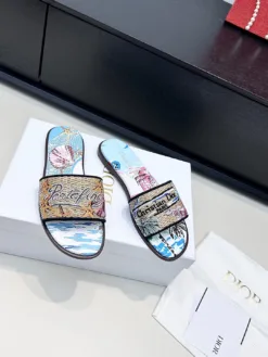 DIOR Sandals & Slides EU35-39 C20202605032281139