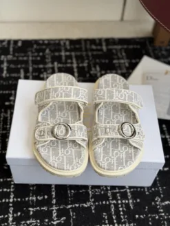 DIOR Sandals & Slides EU35-41 C10202605031020129