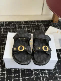 DIOR Sandals & Slides EU35-41 C10202605031021129