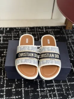 DIOR Sandals & Slides EU39-46 B15202605030990109