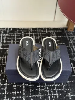 DIOR Sandals & Slides EU39-46 B15202605030992109