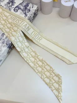 Alternative view of DIOR Scarves D520260504454349