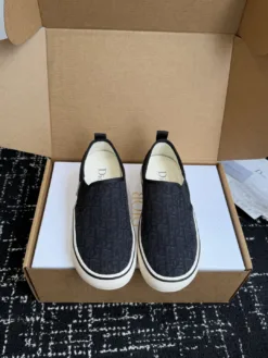 DIOR Sneakers EU35-40 B70202605031046119