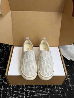 DIOR Sneakers EU35-40 B70202605031047119