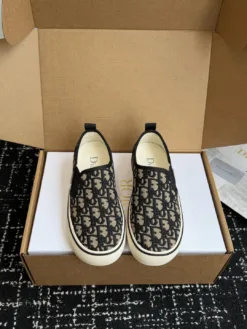 DIOR Sneakers EU35-40 B70202605031049119