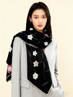 Alternative view of DITA Scarves B0520260504042389