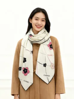 Alternative view of DITA Scarves B05202605041027589
