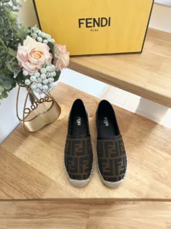 FENDI Flats & Loafers EU35-45 B30202605030220109