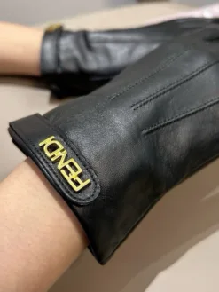 Alternative view of FENDI Gloves A1520260503590069
