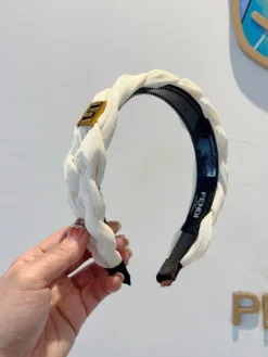 FENDI Hair Accessories D520260503012349