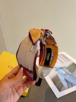 FENDI Hair Accessories D520260503404949