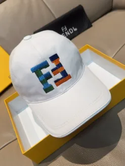 FENDI Hats & Caps F520260503389849