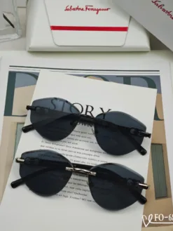 Alternative view of FERRAGAMO Glasses & Sunglasses F520260504122349