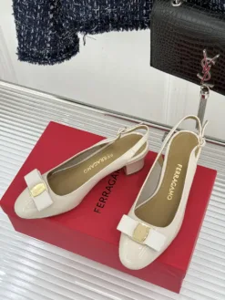 Alternative view of FERRAGAMO Heels EU35-39 C30202605032067139