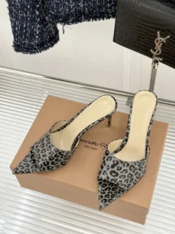 Alternative view of GIANVITO ROSSI Heels EU35-39 B70202605031485119