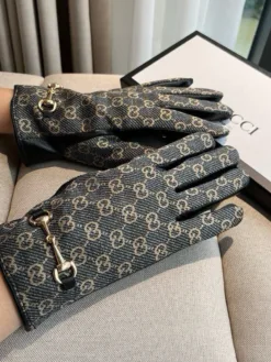 Alternative view of GUCCI Gloves A4520260503609279