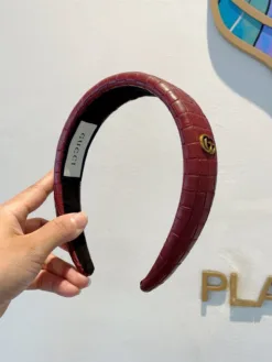 Alternative view of GUCCI Hair Accessories D520260503046649