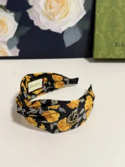 Alternative view of GUCCI Hair Accessories D520260503118049