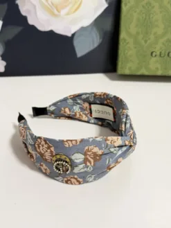 Alternative view of GUCCI Hair Accessories D520260503118149