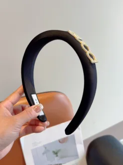 Alternative view of GUCCI Hair Accessories D520260503296749