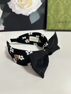 Alternative view of GUCCI Hair Accessories D520260503329849